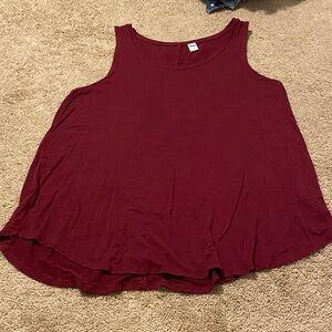 Old Navy Women's Burgundy Tank Top